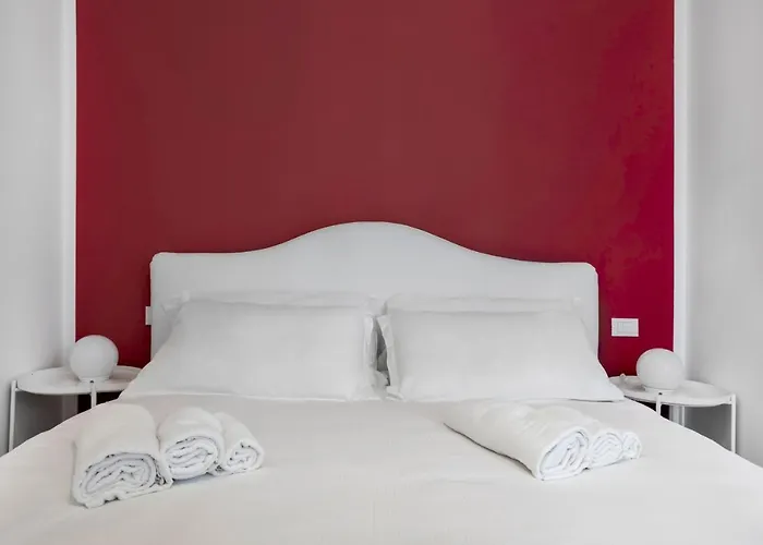 Palazzo Pedretti Halldis Apartments By Halldis